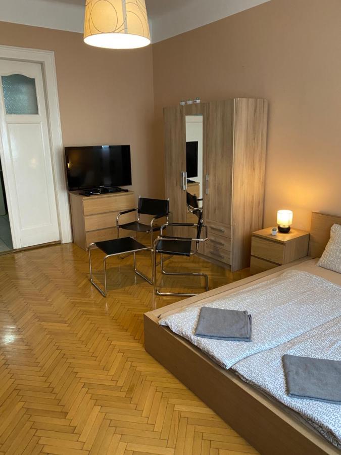 Pala Gardem Apartment Будапеща Екстериор снимка